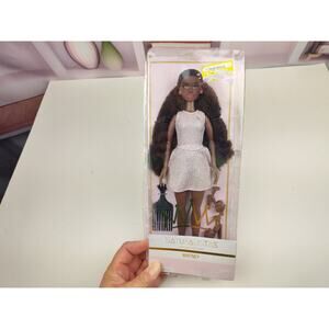 Natuaralistas Doll - Whitney